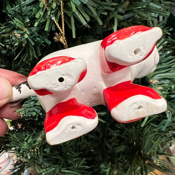 Vintage Kilban Cat Christmas ornament wearing ice skates and a top hat. - Picture 4 of 4